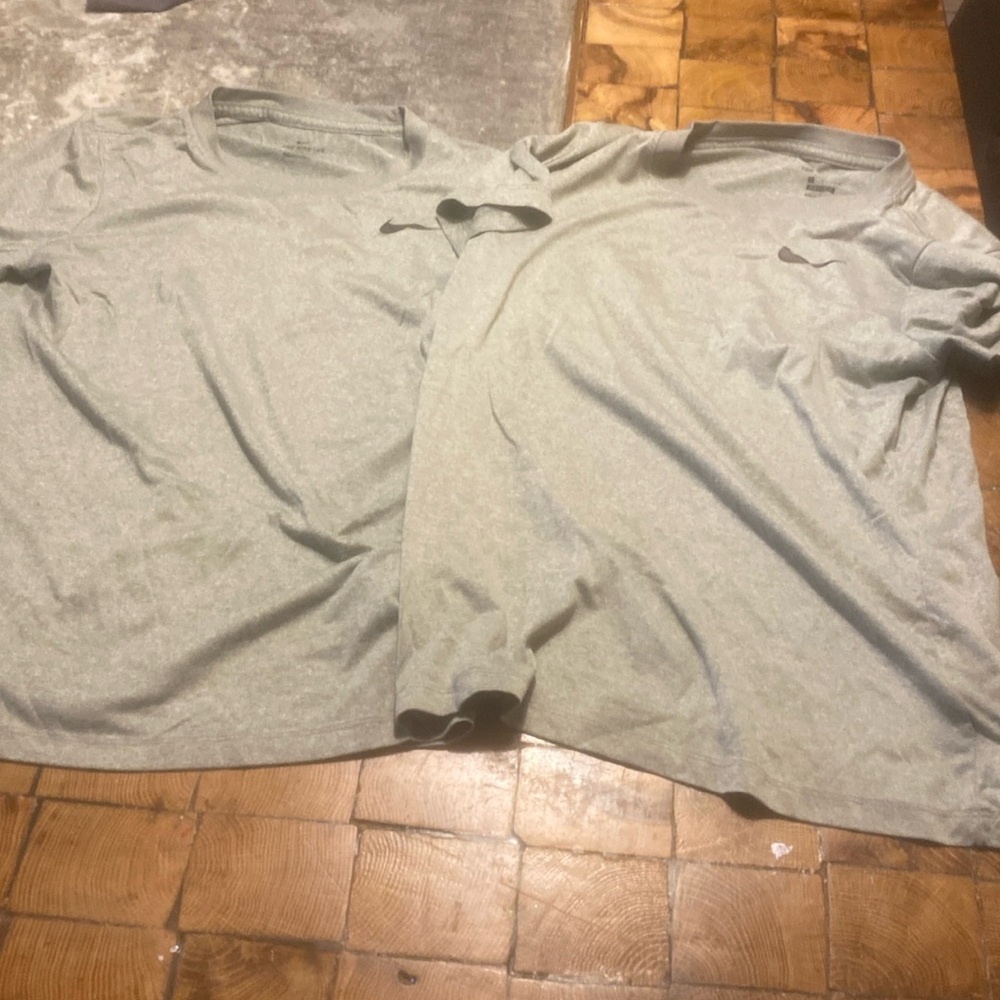 Dry fit nike shirt